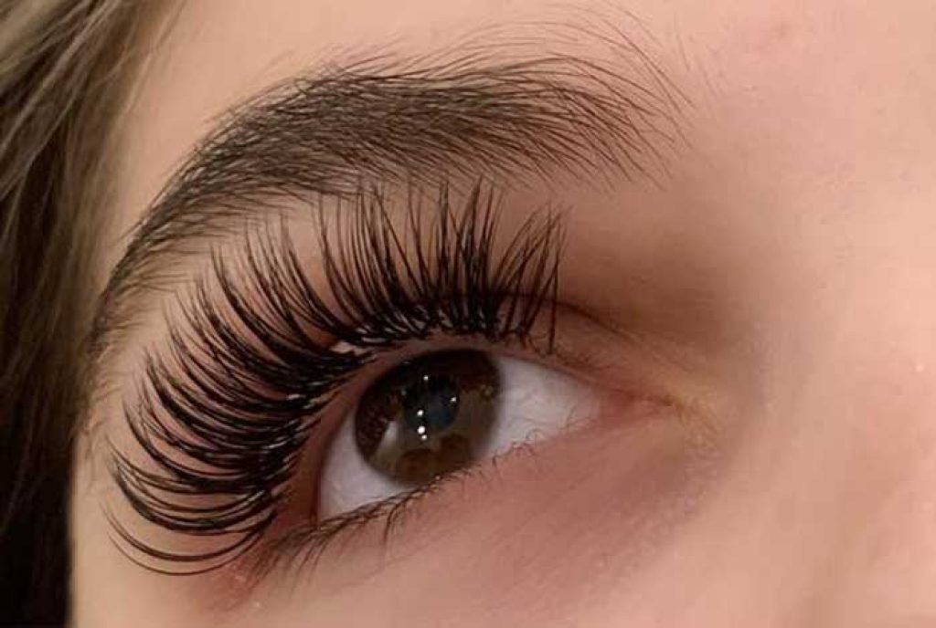 Mega volume eyelash extensions Vaughan